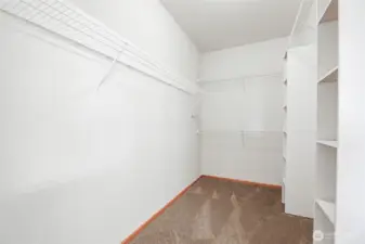 Walk in closet