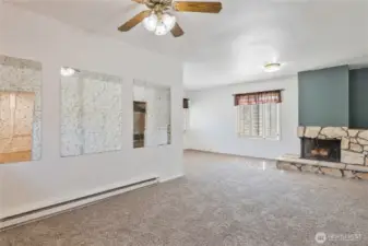 Dining Room/Living Room