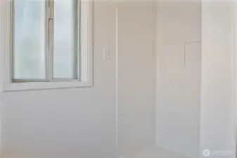 3/4 Bathroom
