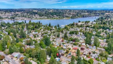 Located near the Naval Base, WA-3, and local amenities - from restaurants to shopping.