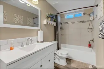 Hall full bath