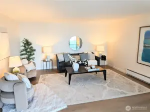 Oversized living room offer creativity and flexibility!