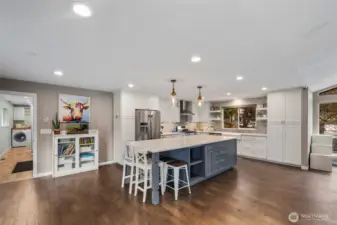 Impeccably remodeled kitchen