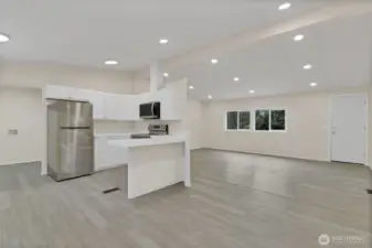 Dining room into kitchen