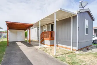 CARPORT