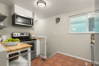 123 MLK Front house Kitchen