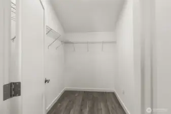 125 MLK: Back house - upstairs Primary walk-in Closet