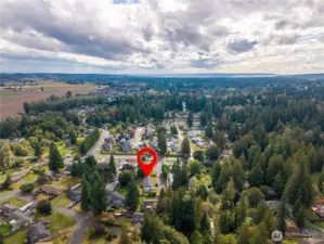 Quick access to I-5 and SR-9