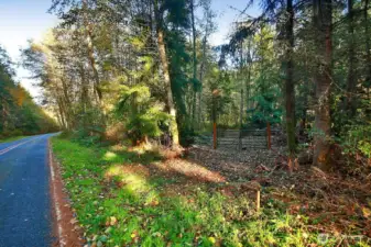 2nd entry gate. Close to power in the street.