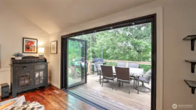 NanaWall allows seamless access to spacious deck extending your living space.