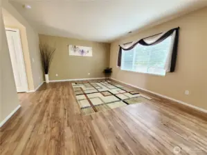 Spacious living/family room