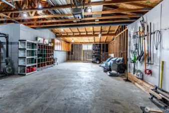 4 + car garage.