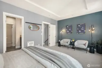 Extra large primary suite