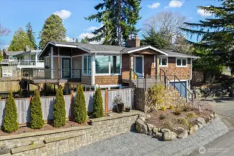 Beautifully updated turn-key 3 bedroom 2 bath home in the highly desirable Des Moines area. Stunning Mt Rainier View and sound view, fully fenced yard, new roof in 2025 and modern heat pump installed in 2024 for year-round comfort.