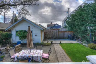 Large crushed gravel patio