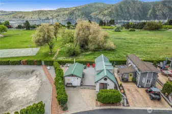 What a terrific location - surrounded by nature.