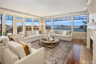 The heart of Edmonds is right outside your door.