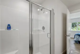 Full sized shower