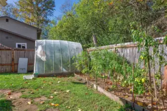 Unit 2 garden space