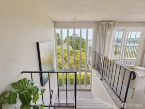 Big windows going downstairs.  Downstairs has seperate enterance.