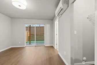 Photographs are for illustrative purposes only. Features, finishes, interior/exterior colors, landscaping and floorplan shown may vary from actual homes built.