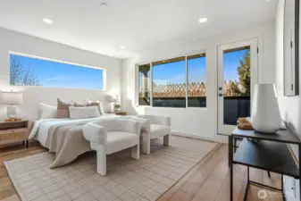 3rd floor en suite primary bedroom