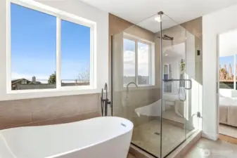 3rd floor 5 piece bath