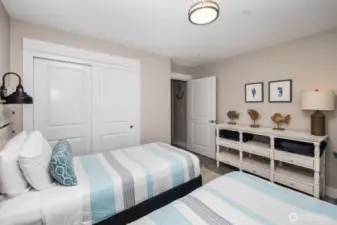 2nd Bedroom