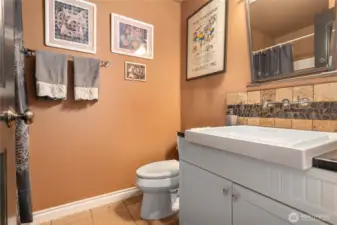 3/4 guest bathroom in that same hallway.
