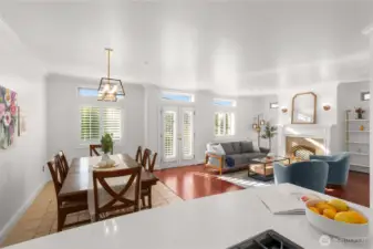 Open connectivity to the dining & living areas