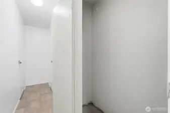 Additional storage space - perfect for bikes, seasonal, etc.