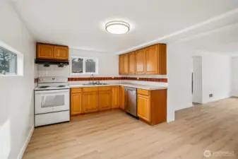 New stove and new refrigerator