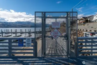 Gate to access boat slips