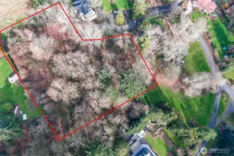 Stellar location with convenient commuter access