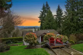 Sitting area perched above! hooked up for hot tub