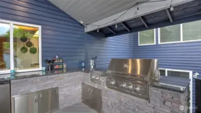 Another view of the truly beautiful and well built grill and counter space on the deck.