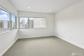 Vacant master bedroom