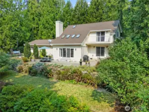 Enjoy entertaining on your spacious back patio