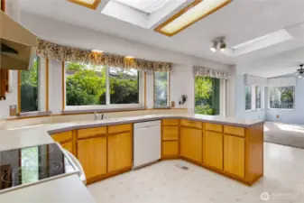 This light and bright kitchen has plenty of space for more than one cook!
