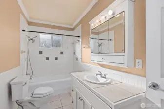 Main Floor full bath