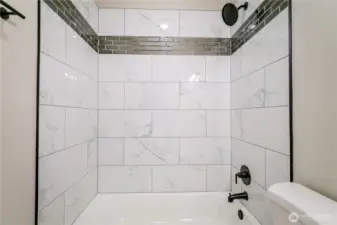 MAIN BATH SHOWER....LOVE THE BIG TILES...MAKES CLEAN UP A BREEZE