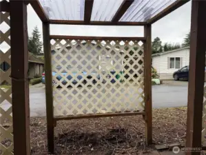 Greenhouse like awning