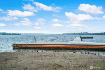 Houghton Beach Park Dock