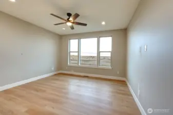 Primary Bedroom (facing west)