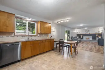 Lovely, spacious kitchen