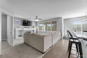 Open concept kitchen/living/dining