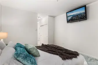 TV stays with Unit