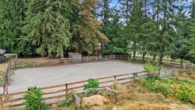 60 x 80 outdoor riding arena