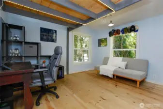 3rd Bedroom - Has loft bed