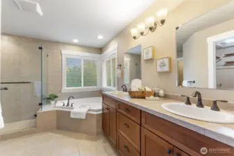 5-piece ensuite with spa-like features.